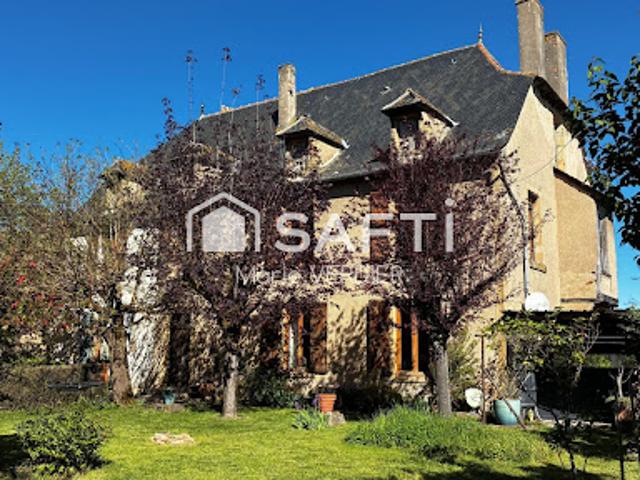Vente Maison 8 pièces 270 m2 Montbazens