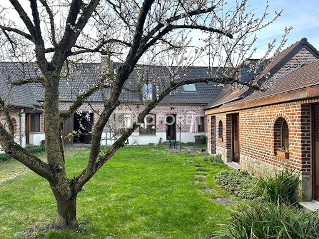 Vente Maison 8 pièces 270 m2 Nomain