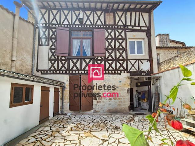 Vente Maison 8 pièces 270 m2 Casteljaloux