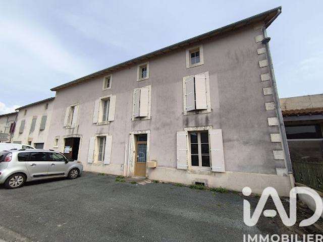 Vente Maison 8 pièces 270 m2 Chenay