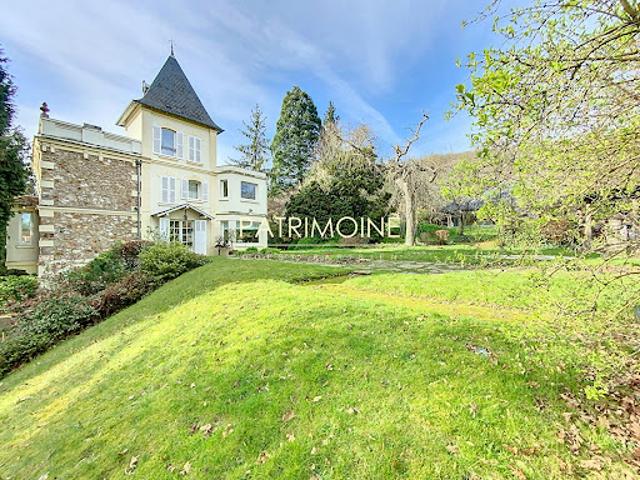 Vente Maison 8 pièces 270.9 m2 Saint Rémy lès Chevreuse