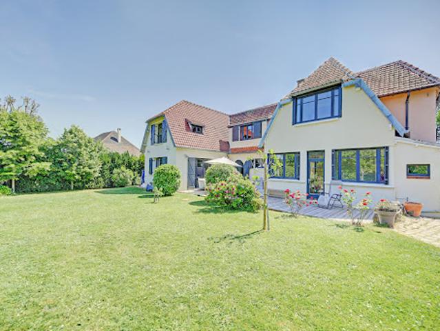 Vente Maison 8 pièces 272 m2 Saint Nom la Bretèche