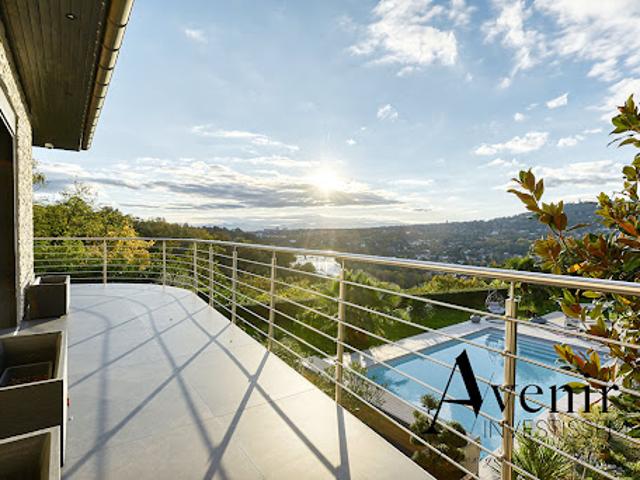 Vente Maison 8 pièces 284.41 m2 Caluire et Cuire