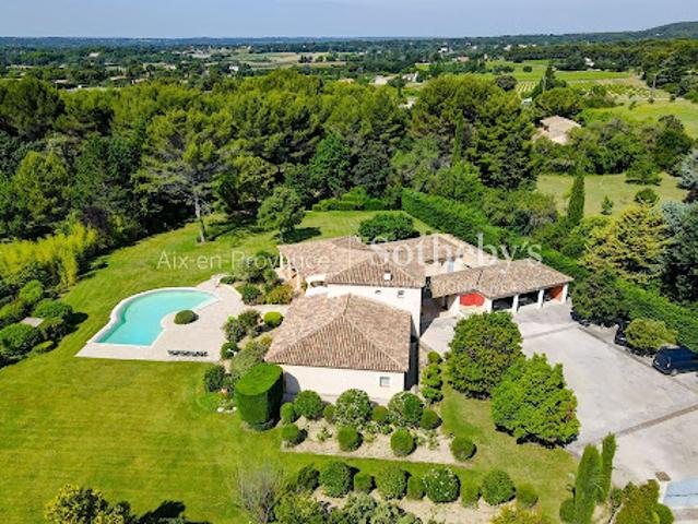 Vente Maison 8 pièces 280 m2 Aix en Provence