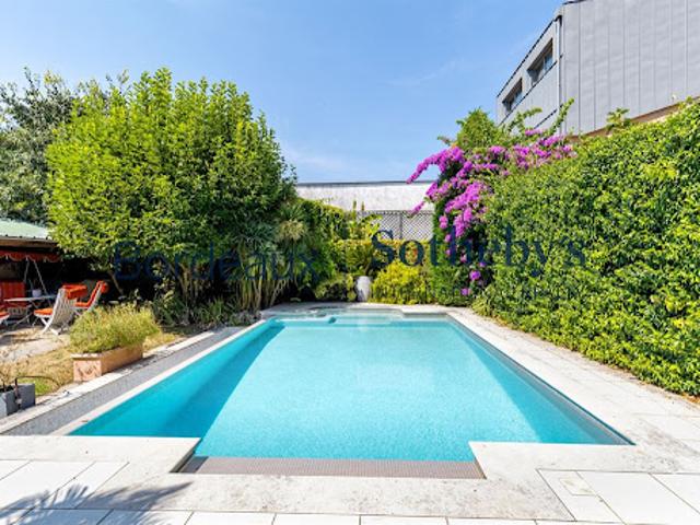 Vente Maison 8 pièces 280 m2 Bordeaux