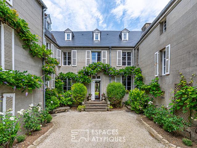 Vente Maison 8 pièces 280 m2 Coutances