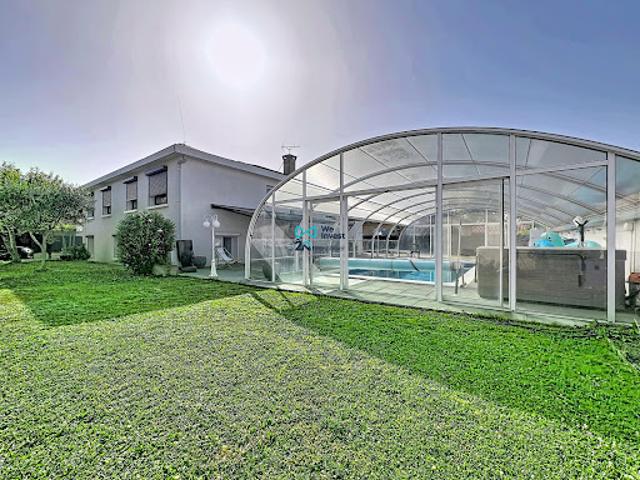 Vente Maison 8 pièces 280 m2 Saint Jean