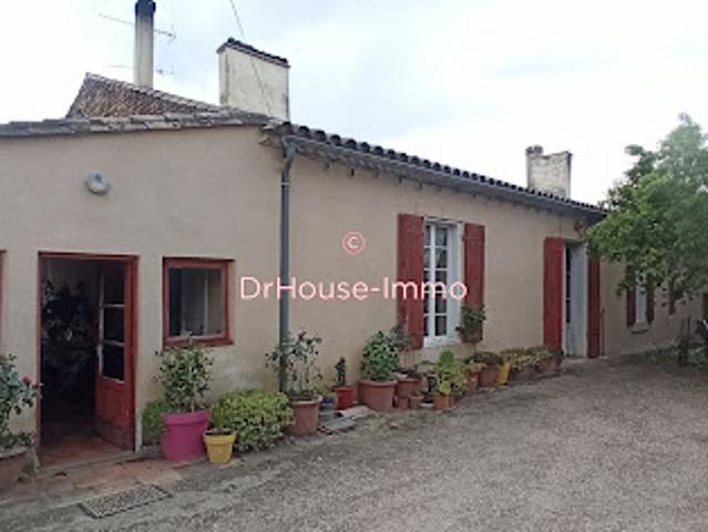 Vente Maison 8 pièces 280 m2 Seyches