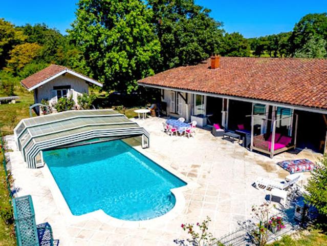Vente Maison 8 pièces 280 m2 Viriat