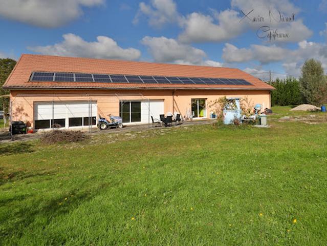 Vente Maison 8 pièces 281 m2 Courtes