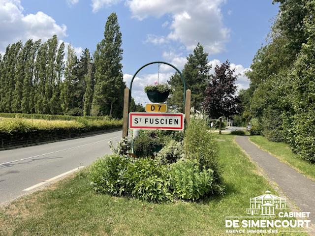 Vente Maison 8 pièces 295 m2 Saint Fuscien
