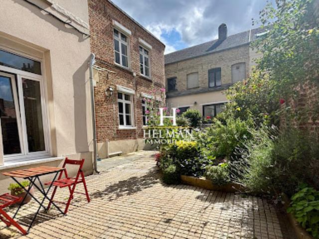 Vente Maison 8 pièces 296 m2 Saint Omer