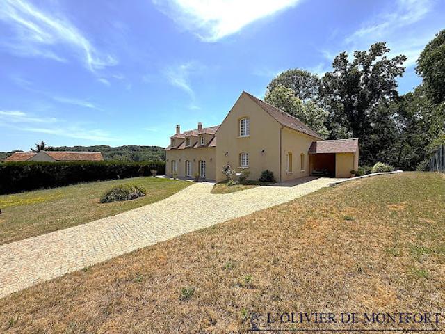 Vente Maison 8 pièces 290 m2 Montfort l'Amaury