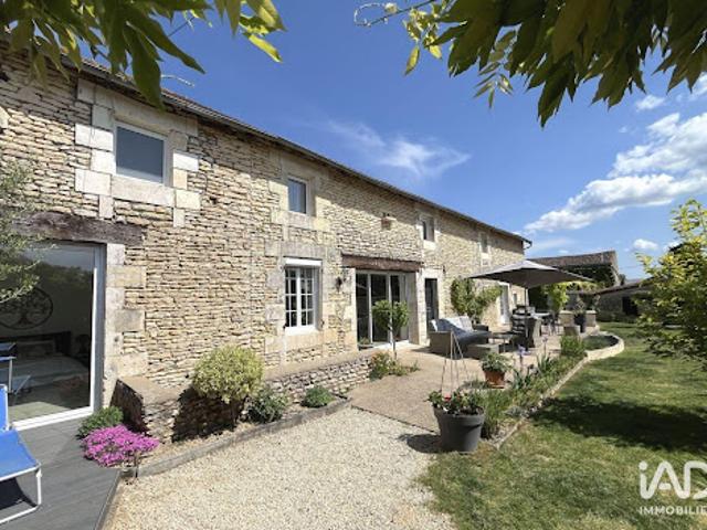 Vente Maison 8 pièces 307 m2 Vouille