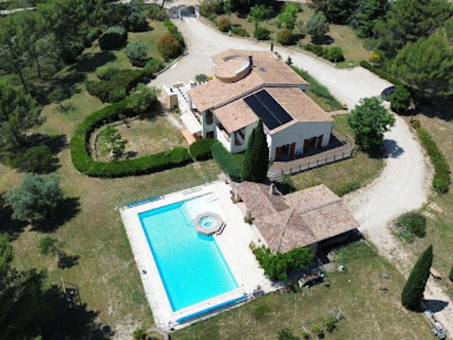 Vente Maison 8 pièces 308 m2 Lambesc