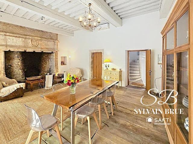 Vente Maison 8 pièces 300 m2 Cahors