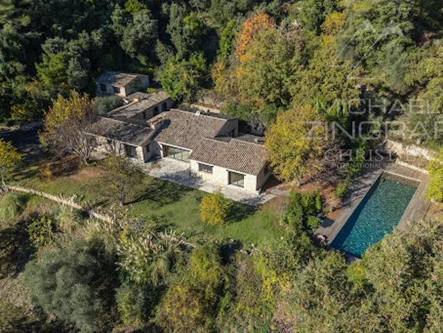 Vente Maison 8 pièces 300 m2 Le Tignet