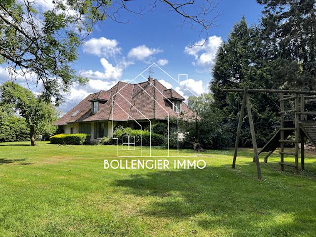 Vente Maison 8 pièces 300 m2 Saint Floris