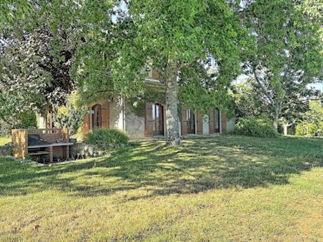 Vente Maison 8 pièces 300 m2 Saint Laurent Médoc