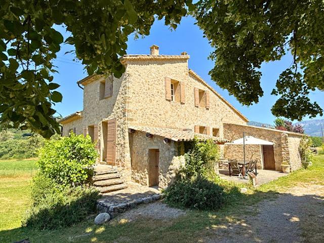 Vente Maison 8 pièces 315 m2 Digne les Bains