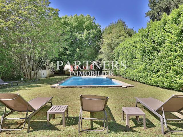 Vente Maison 8 pièces 315.09 m2 Aix en Provence