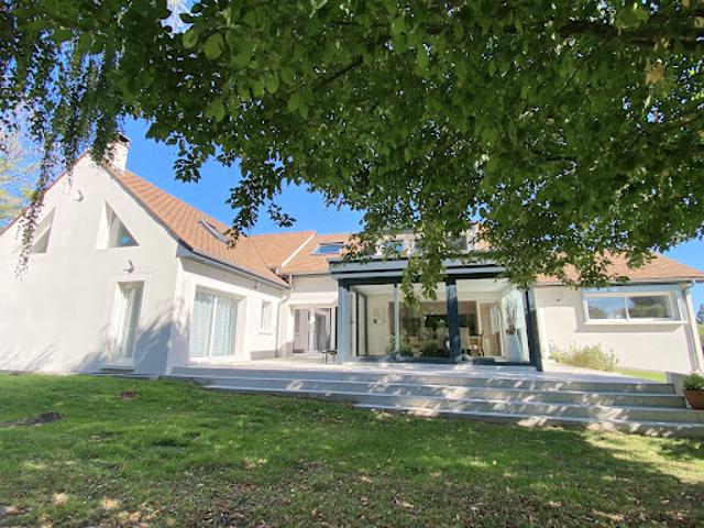 Vente Maison 8 pièces 316 m2 Montfort l'Amaury