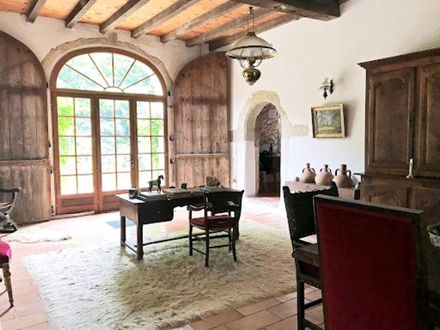 Vente Maison 8 pièces 317 m2 Pouillon