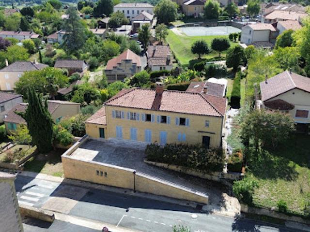 Vente Maison 8 pièces 320 m2 Belves