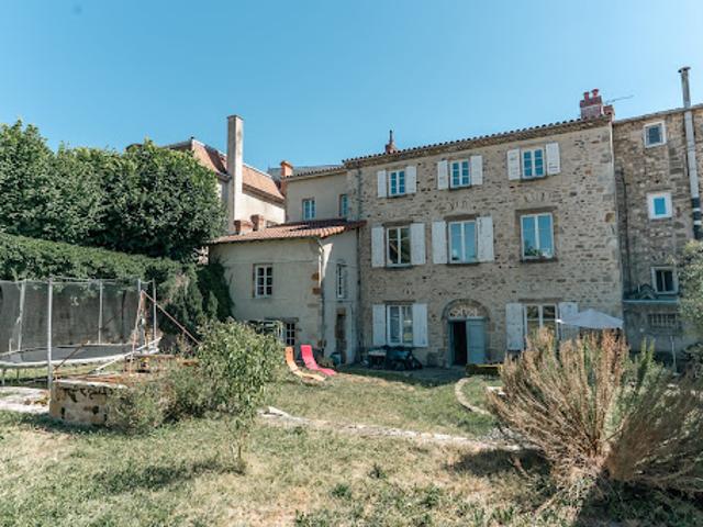 Vente Maison 8 pièces 320 m2 Billom
