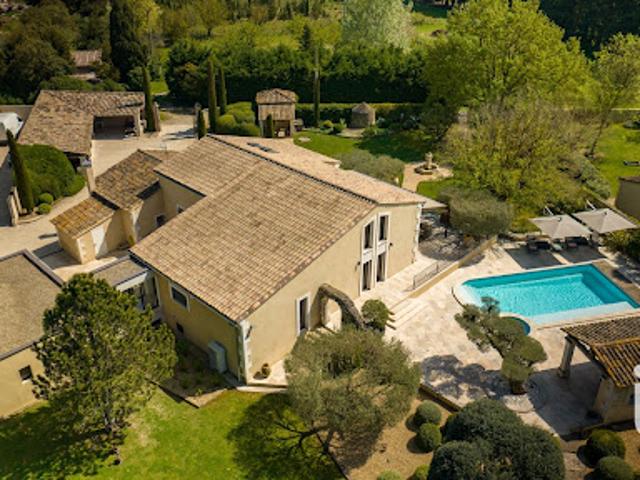 Vente Maison 8 pièces 320 m2 Chateaurenard