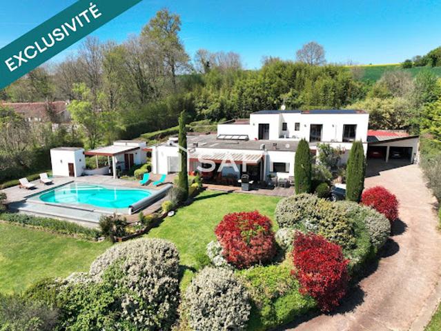 Vente Maison 8 pièces 330 m2 Mondavezan