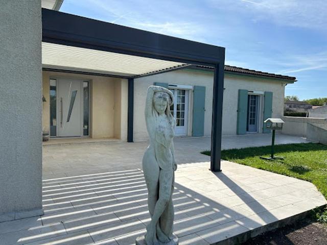 Vente Maison 8 pièces 330 m2 Paillé