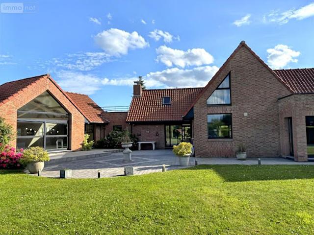 Vente Maison 8 pièces 340 m2 Mouchin