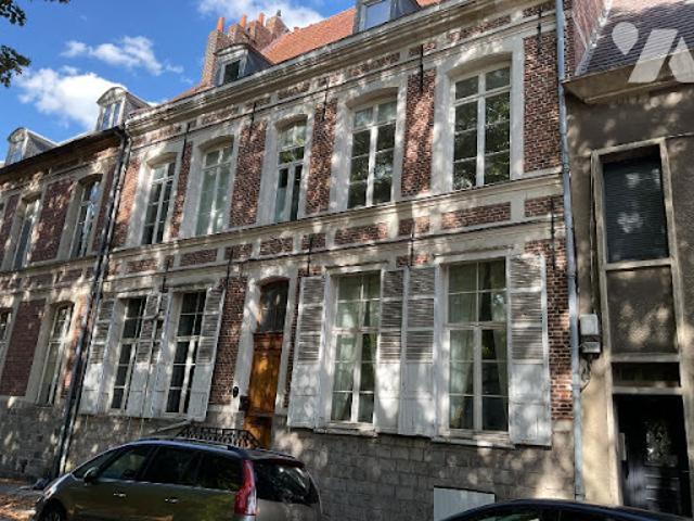 Vente Maison 8 pièces 341.6 m2 Douai
