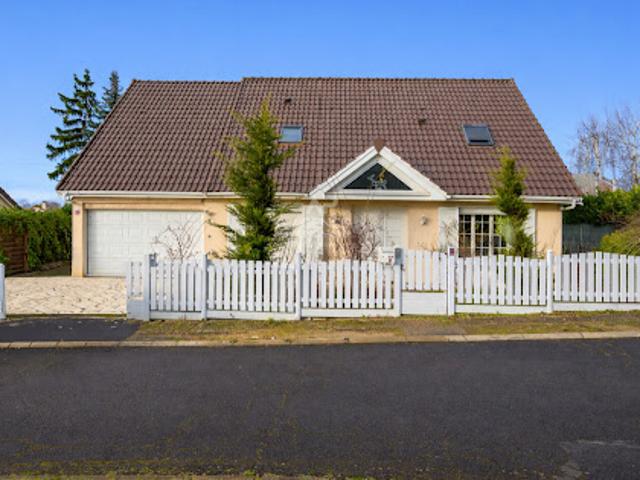 Vente Maison 8 pièces 355.47 m2 La Queue en Brie