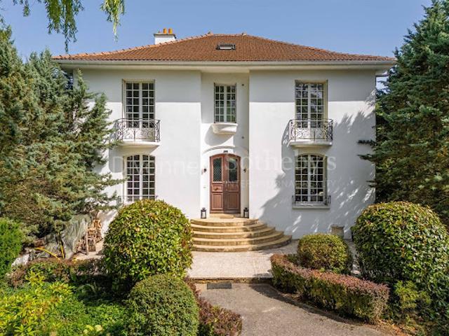 Vente Maison 8 pièces 350 m2 Divonne les Bains
