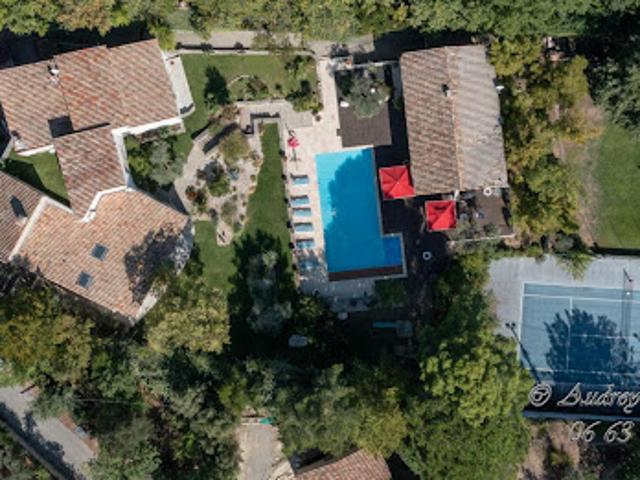 Vente Maison 8 pièces 350 m2 Pierrevert