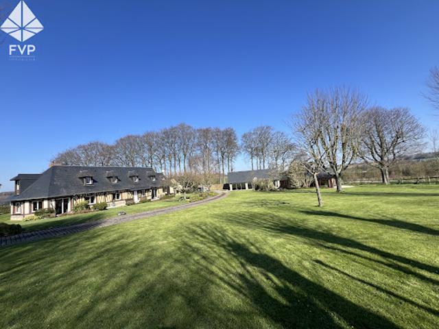 Vente Maison 8 pièces 404 m2 Beuzeville la Grenier