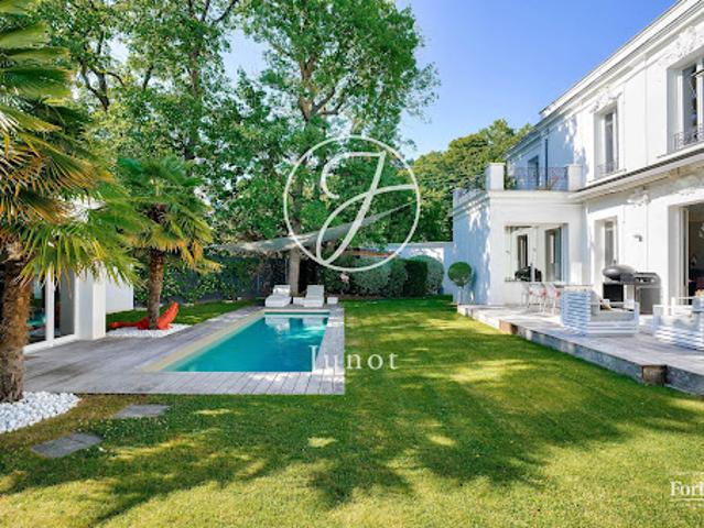 Vente Maison 8 pièces 405 m2 Le Vésinet