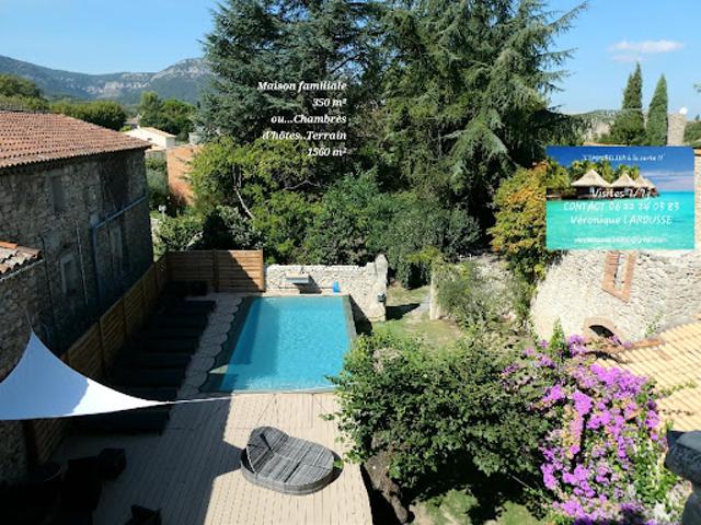 Vente Maison 8 pièces 402 m2 Quissac