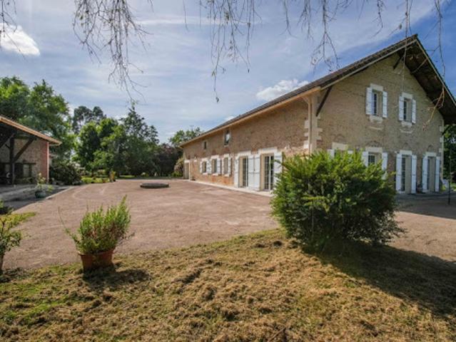 Vente Maison 8 pièces 430 m2 Mont de Marsan