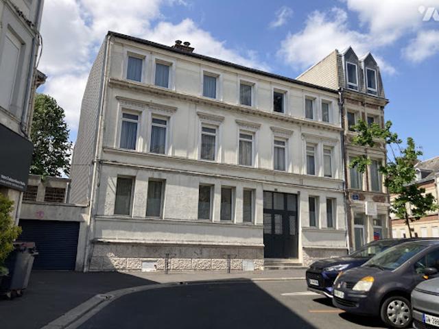 Vente Maison 8 pièces 583 m2 Saint Quentin