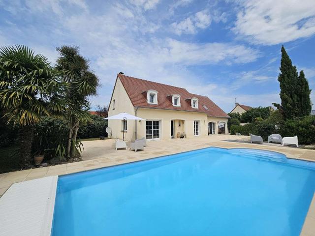 Vente maison 8 pièces Coulombs 14