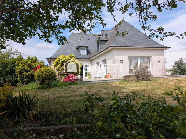 Vente maison 8 pièces Carhaix Plouguer 29