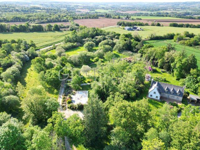 Vente maison 8 pièces Cast 29