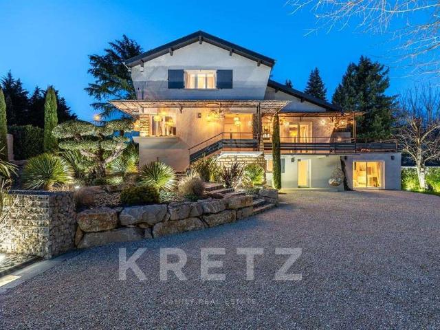 Vente maison 8 pièces Charbonnières les Bains 69