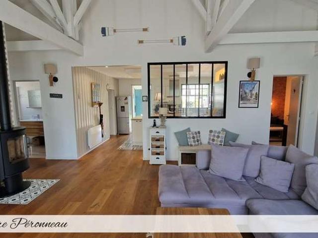 Vente maison 8 pièces Charron 17