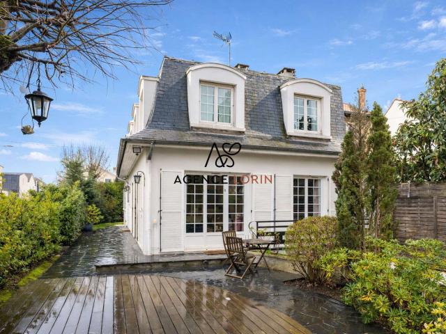 Vente maison 8 pièces Chatou 78