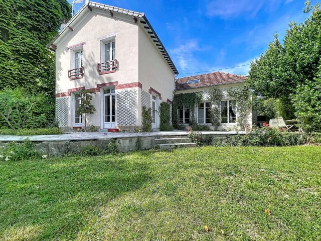 Vente maison 8 pièces Chatou 78