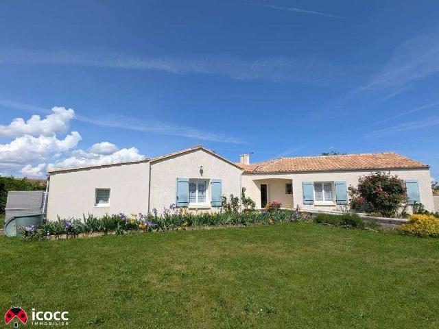 Vente maison 8 pièces Château Guibert 85